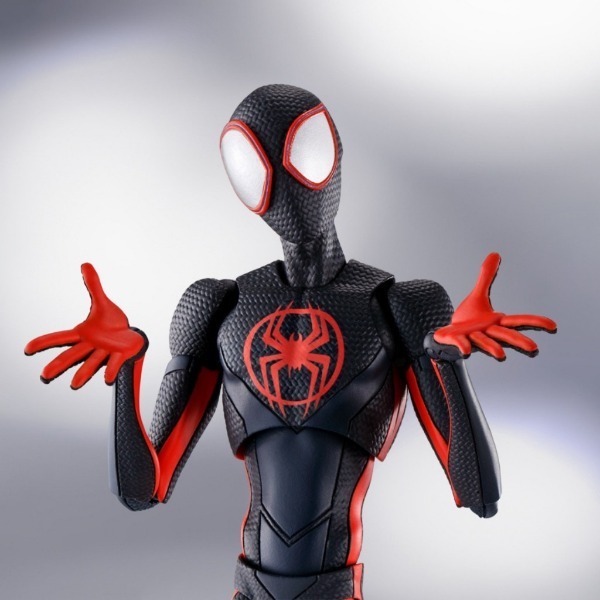 Ảnh thực tế Mô Hình Người Nhện CT Miles Morale Spider-Man Spider-Gwen Across the Spider-verse SHF Bootleg