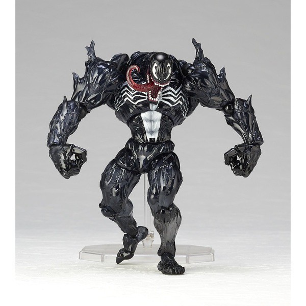 Mô hình Venom trên kệ trưng bày